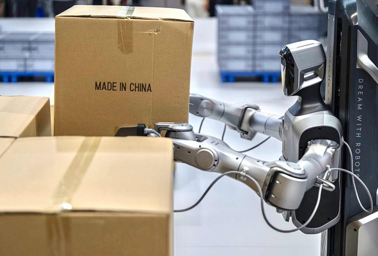 China avanza con las dark factories; México busca encender su industria sin apagar la luz