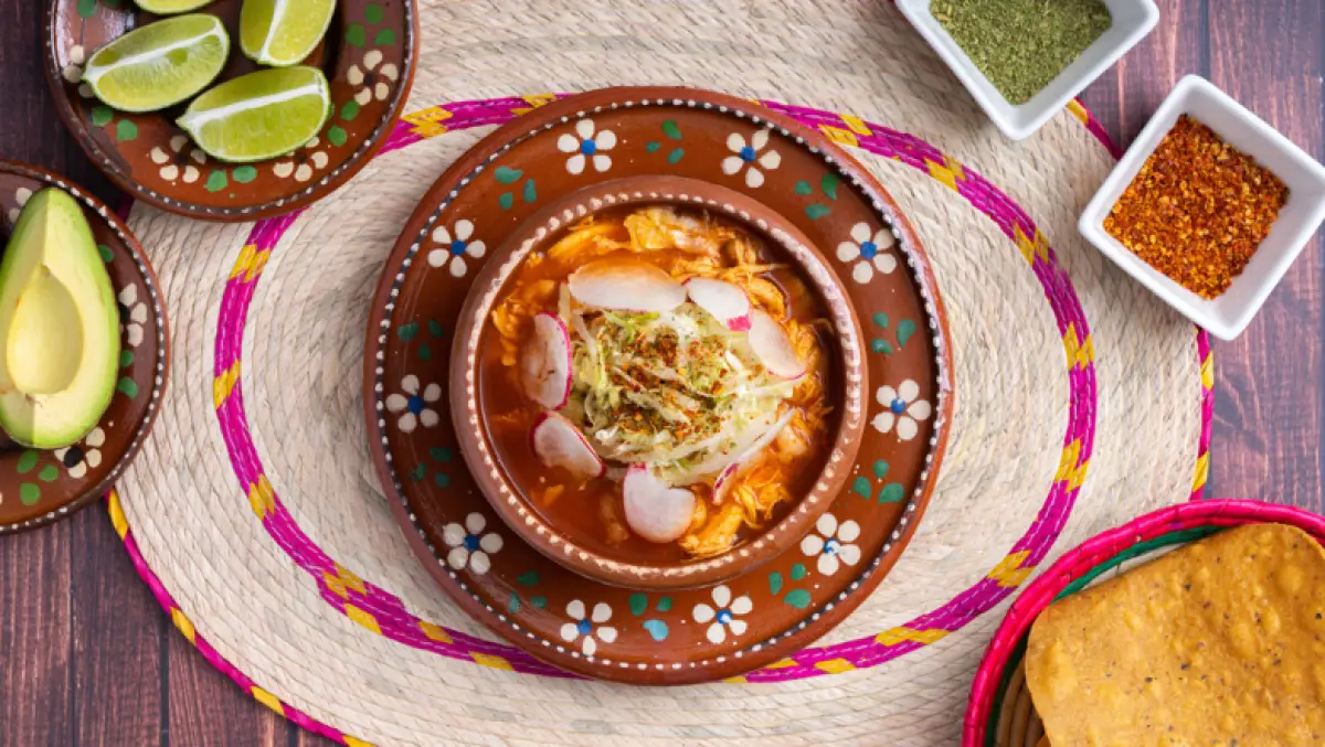 pozole 15 de septimebre platillo.png