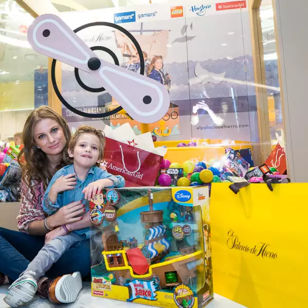 Evento Día del Niño Palacio de Hierro