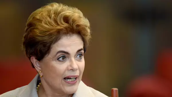El abogado de Rousseff, José Eduardo Cardozo, será el encargado de leer el texto frente a la comisión.
