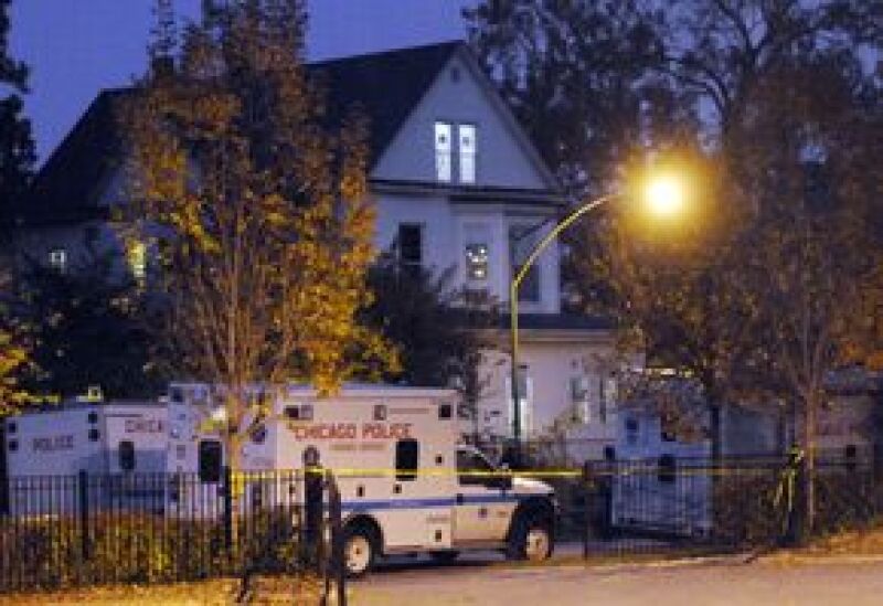 Los cadáveres baleados de la madre y el hermano de la actriz y cantante fueron encontrados en su vivienda; la policía investiga los hechos y la desaparición de un sobrino.