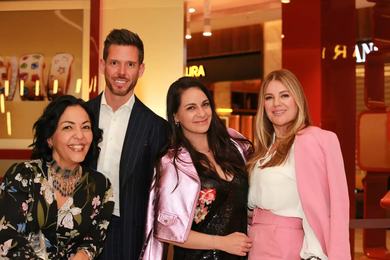 GALA DE PRIMAVERA PALACIO DE HIERRO