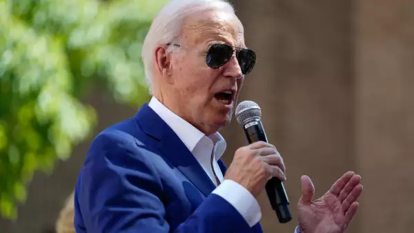 El presidente de los Estados Unidos, Joe Biden, pronuncia un discurso en un evento de campaña en Harrisburg, Pensilvania, EE. UU., el 7 de julio de 2024.
