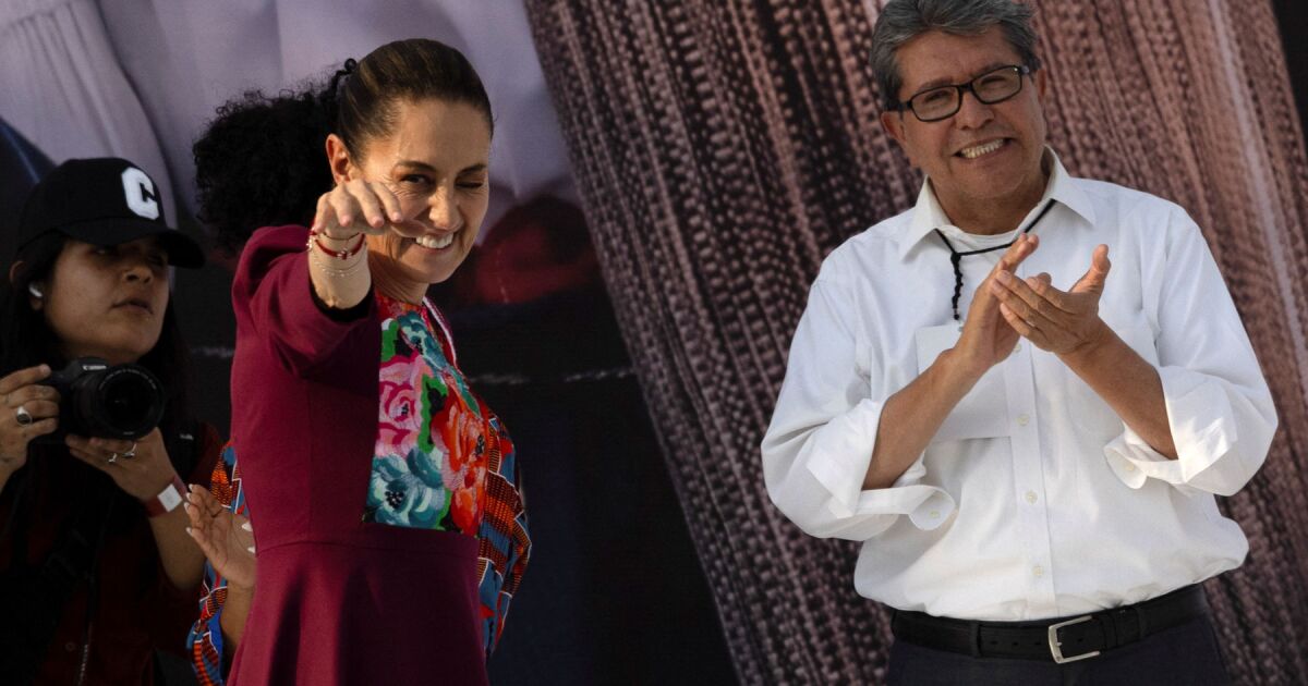 Claudia Sheinbaum Mexicana de Aviación için daha fazla yolcu treni güzergahı, havaalanı ve uçak sözü veriyor