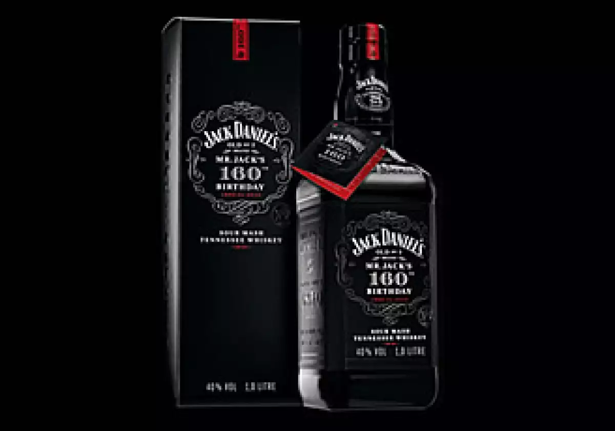 La botella estará disponible en la primera semana de octubre. (Foto: Cortesía JD)