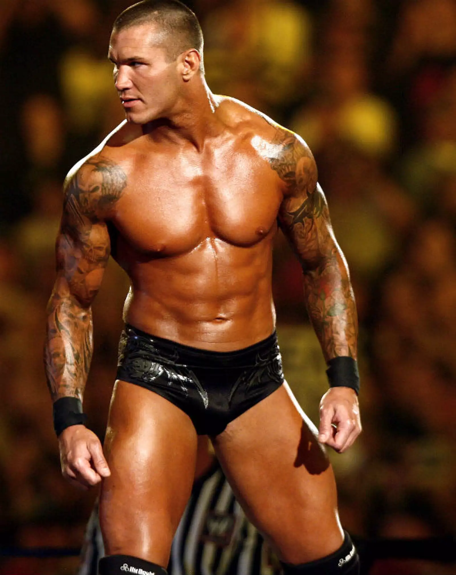 Si de músculos se trata, Randy Orton es uno de los más exitosos luchadores profesional estadounidense que trabaja para la WWE. Dentro de su carrera, ha sido 12 veces Campeón Mundial.