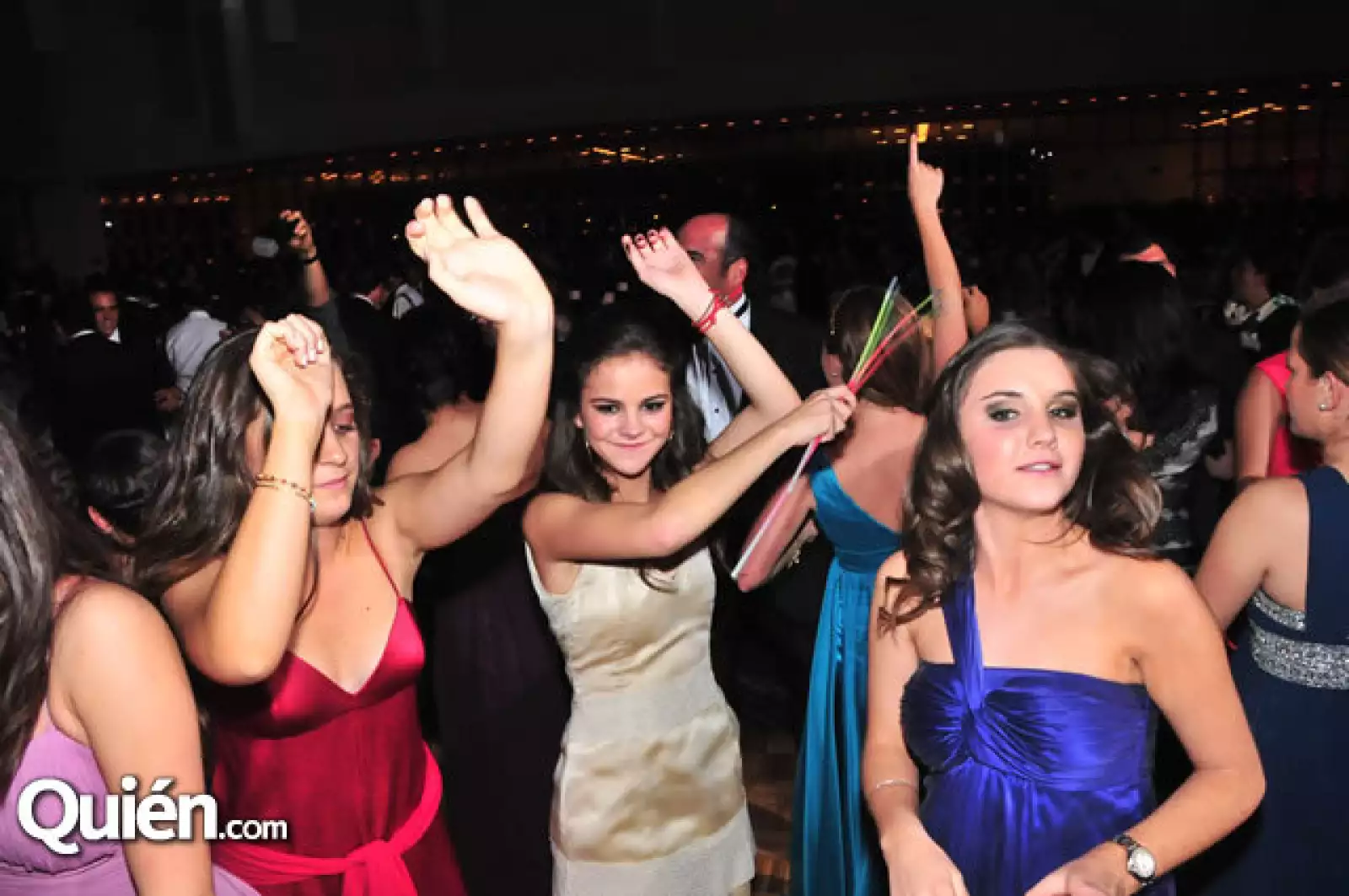 Perla Martínez,Isabel Ezquerro,Ana Casta