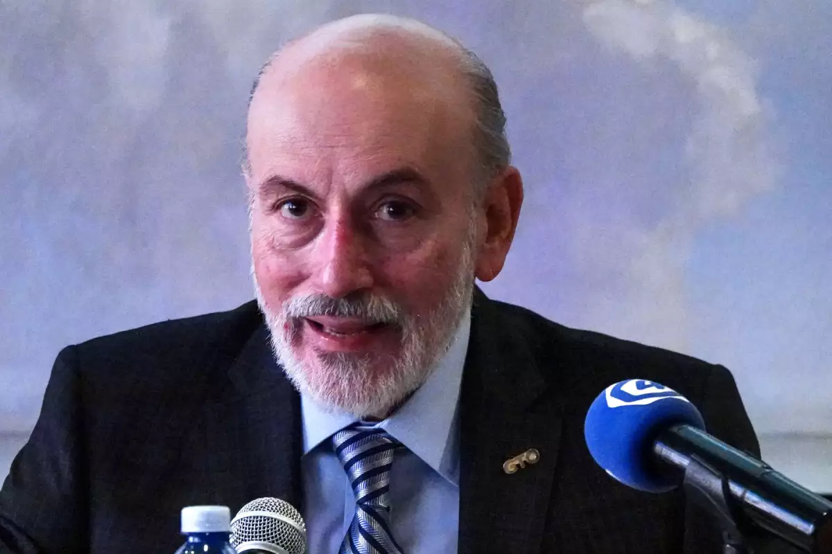 Luis Felipe Bravo Mena
