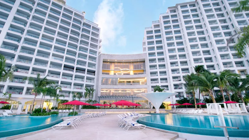 Descubre los privilegios de viajar con el programa Fiesta Rewards en los hoteles