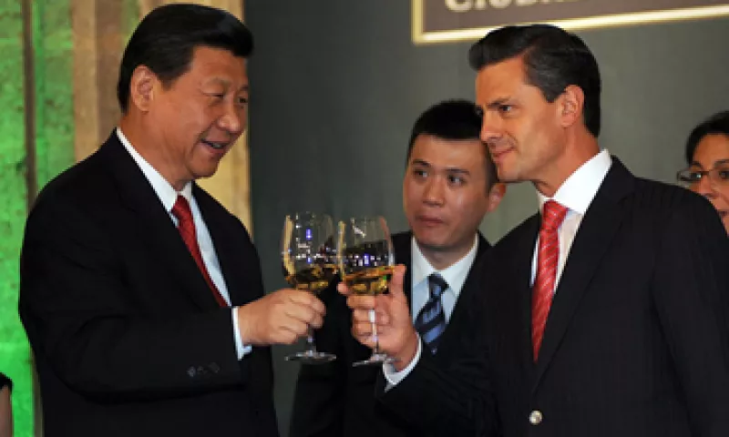 Pemex firmó los acuerdos en el marco de la reunión entre el presidente chino, Xi Jinping (izquierda) y Enrique Peña Nieto. (Foto: Notimex)