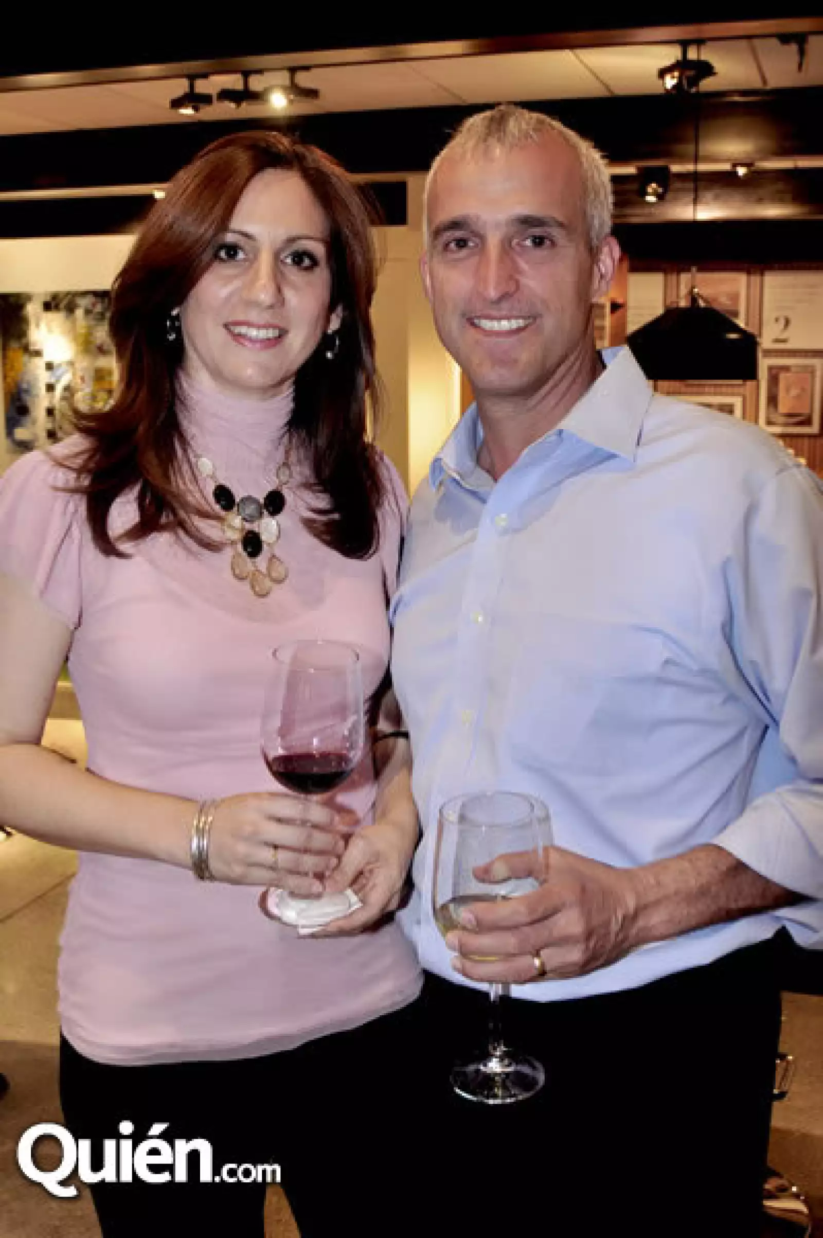 Cecy de Carrera y Guillermo Carrera