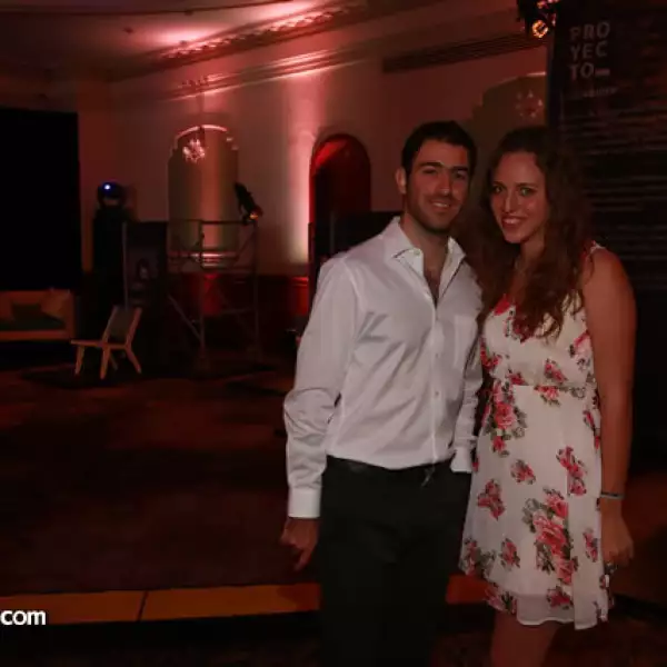 Salomón Escapa y Jessica Chayo