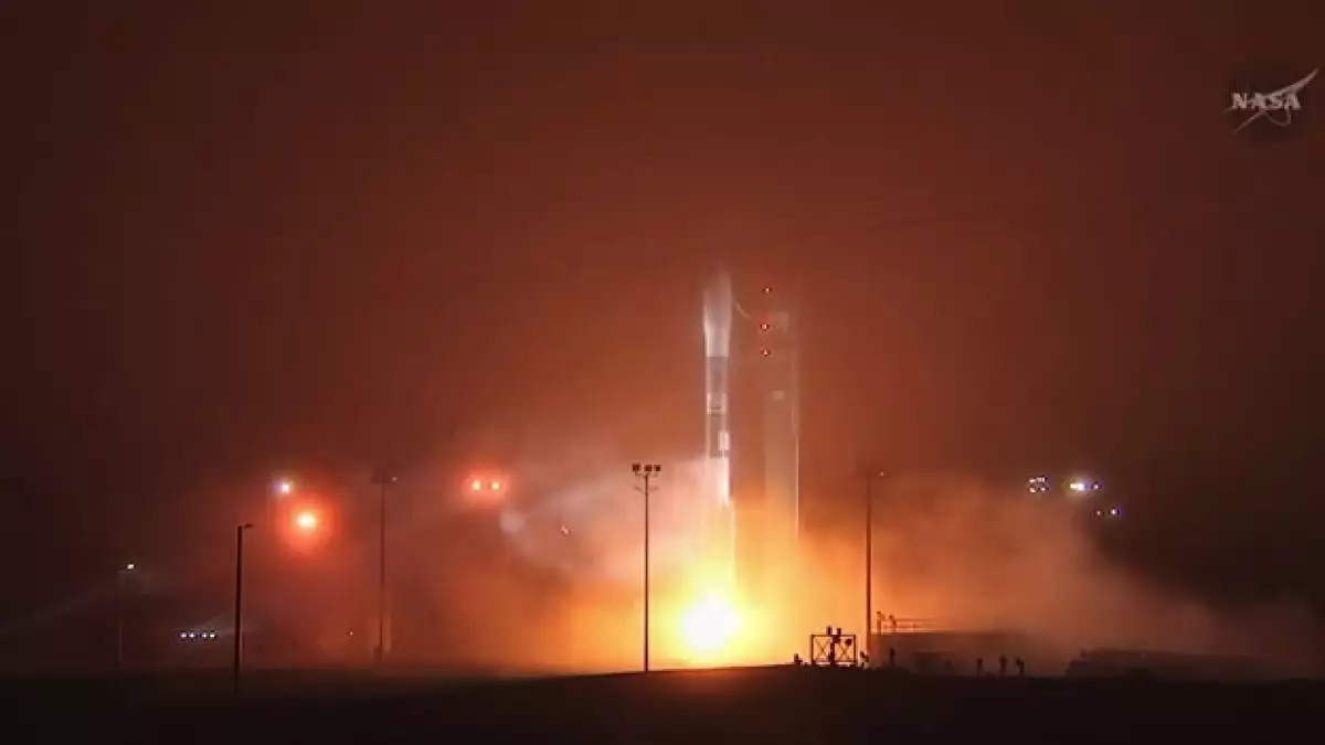 Momentos en que el ?Orbiting Carbon Observatory ?de la NASA despega desde California hacia la órbita