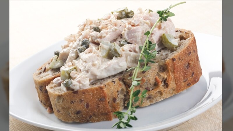atun sandwich tuna salad