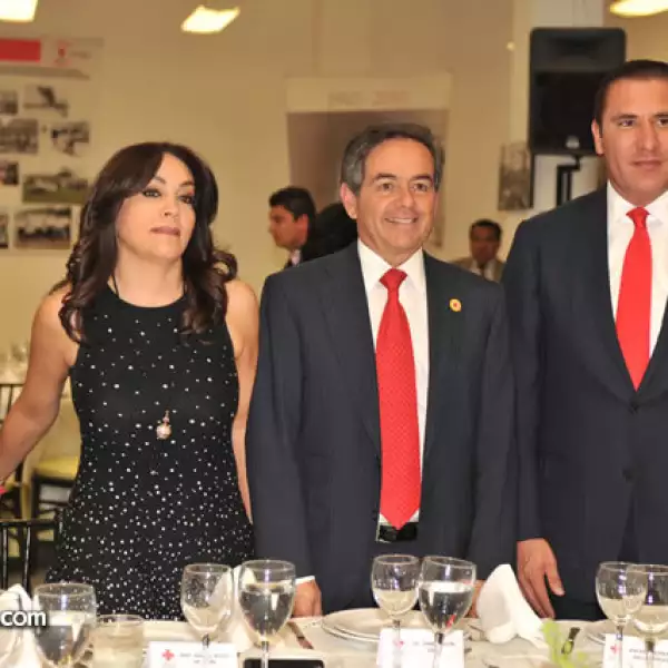 Isabel Rojo de Goñi, Daniel Goñi y Rafael Moreno Valle