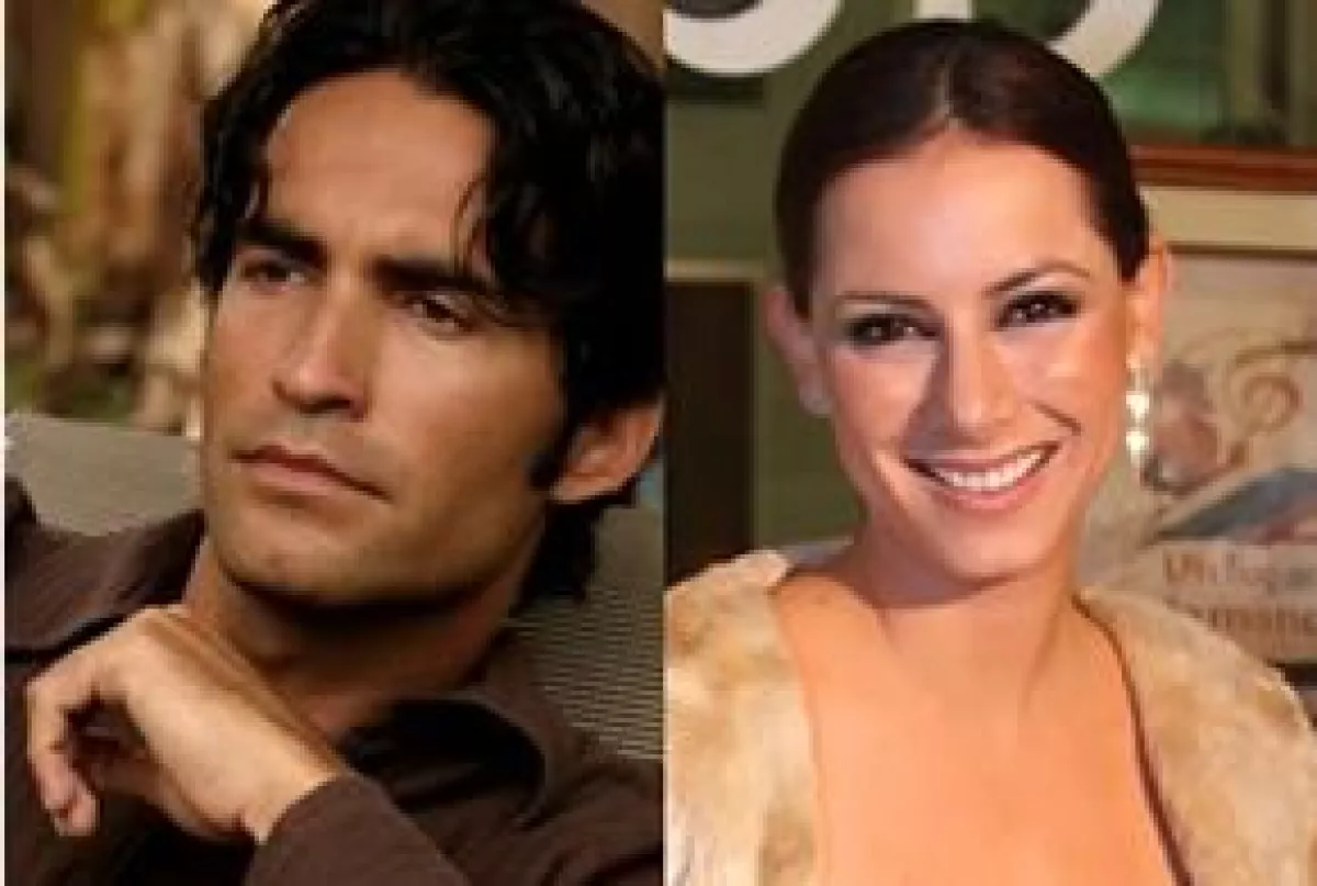 Mexicano de descendencia irlandesa, Eamonn Sean Patrick, de 36 años, es el nombre de la persona que tiene a Claudia Lizaldi en las nubes.