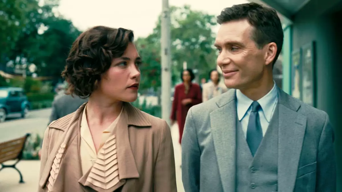 Foto de Cillian Murphy interpretando a Oppenheimer, en la película del mismo nombre nominada a los Golden Globes 2024.