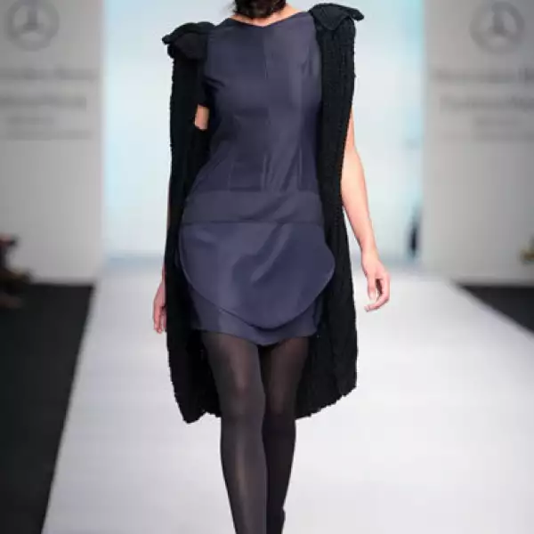 Pasarela Lorena Saravia