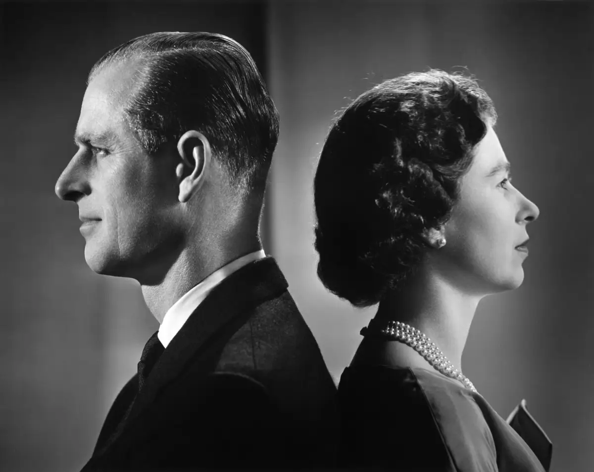 Príncipe Felipe y la reina Isabel II