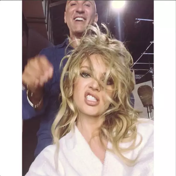 Candice Swaneopel @angelcandices: Today with my @fulviafarolfi @italogregorio @victoriassecret  @angelcandices