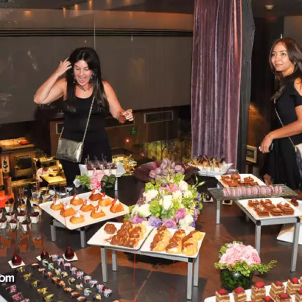 Un mundo de tentaciones. Los postres del chef pastelero en el que se asoman Nelly Fariñas y Yanely Hernández