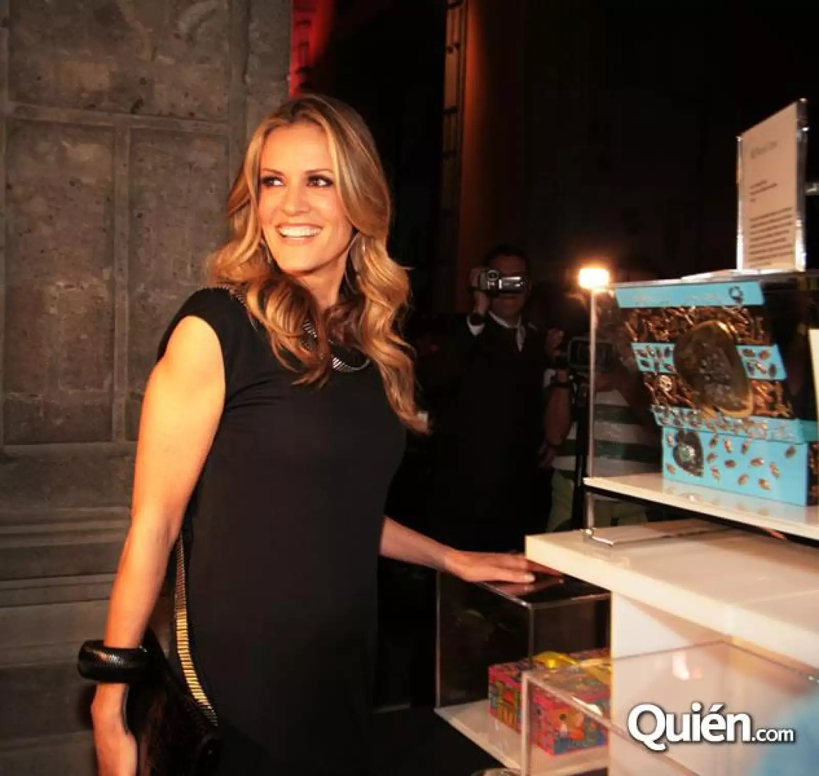 Cajas en subasta revive el arte