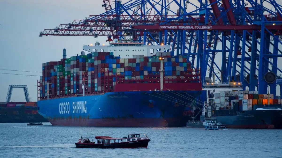 México registra déficit comercial en abril