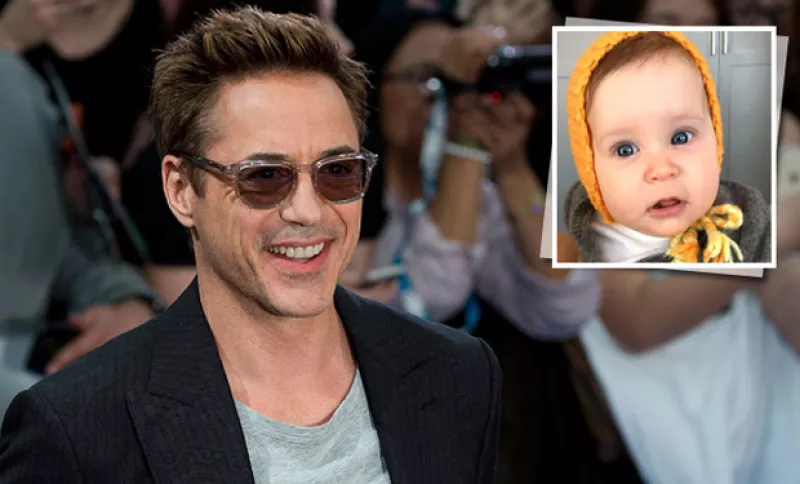 A cinco meses de haberle dado la bienvenida a su tercer hija, el actor dejó ver la primer fotografía de Avri Roel Downey.
