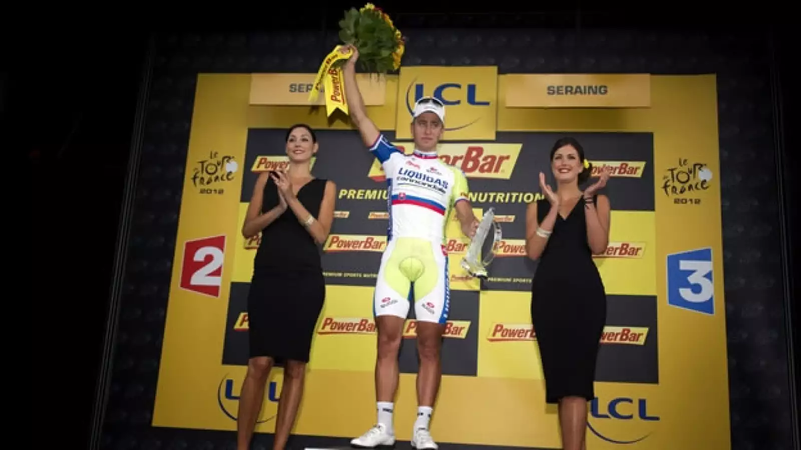 peter sagan celebra primer triunfo en la tour de francia