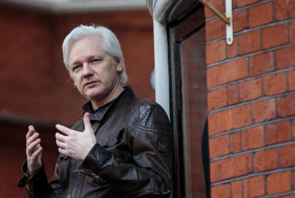 Sweden Announce That They Are Dropping Rape Charges Against Julian Assange