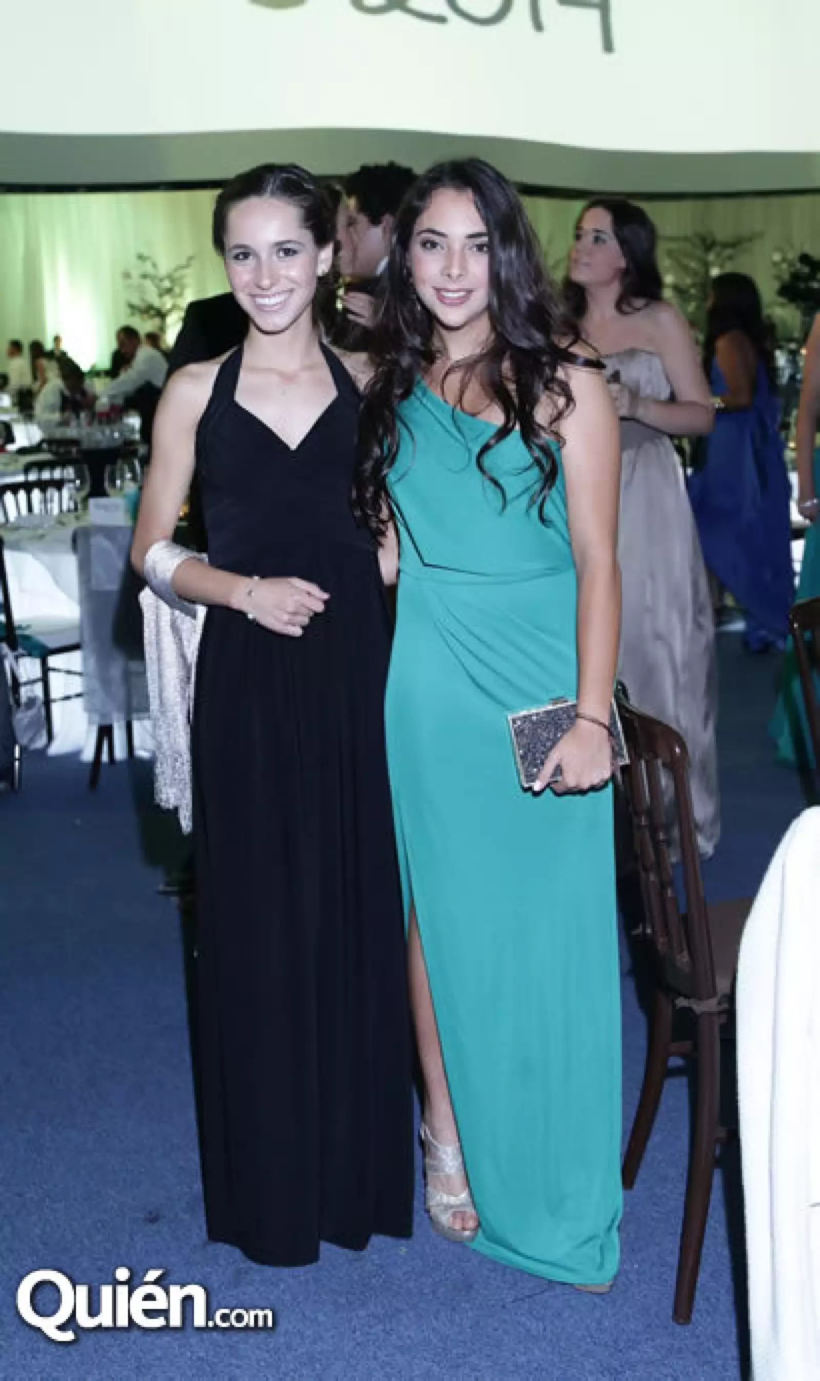 María Chelesque y Johana Serna