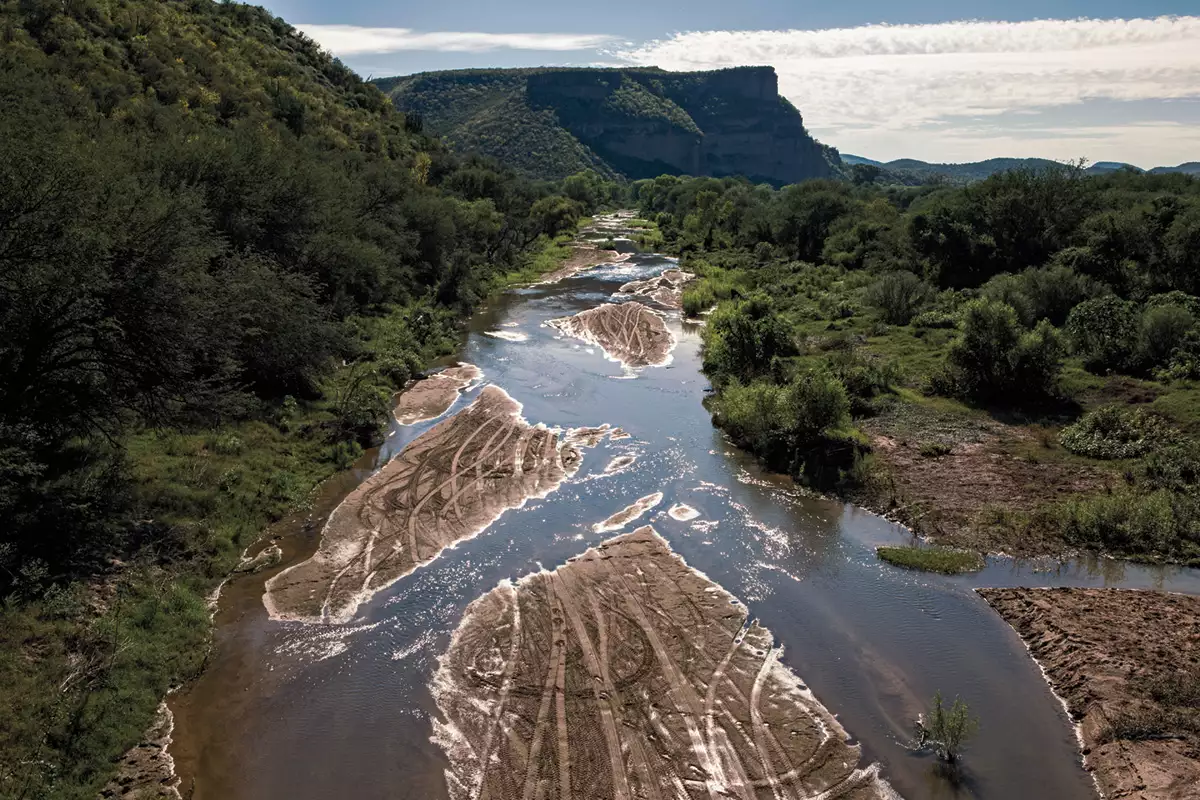 Los ríos Sonora y Bacanuchi fueron afectado por el derrame. (Foto: Cuartoscuro)