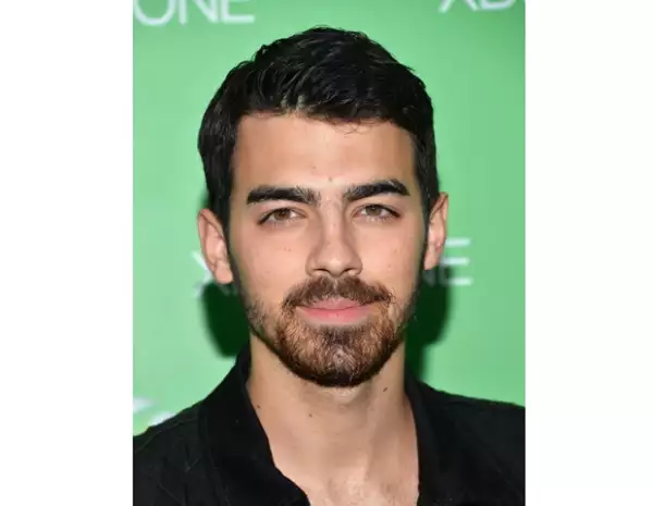 Joe Jonas 