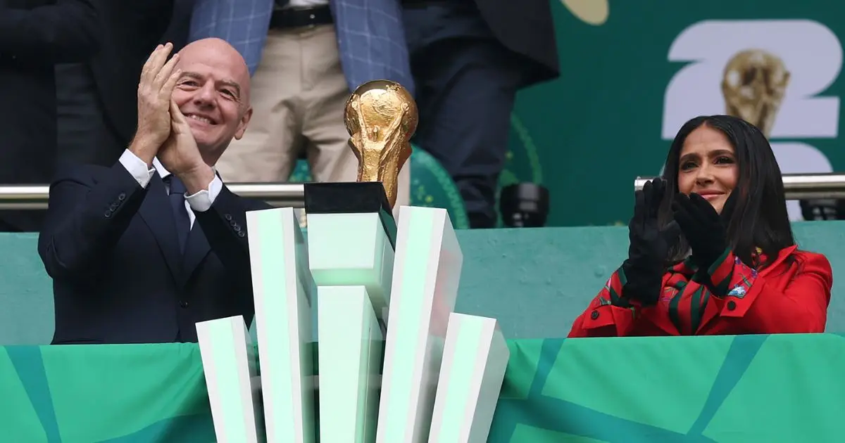 Gianni Infantino y Salma Hayek