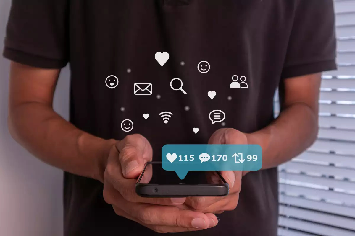 Cuidado con prestarle tu celular a tus hijos: la adicción a las redes sociales sí modifica el cerebro