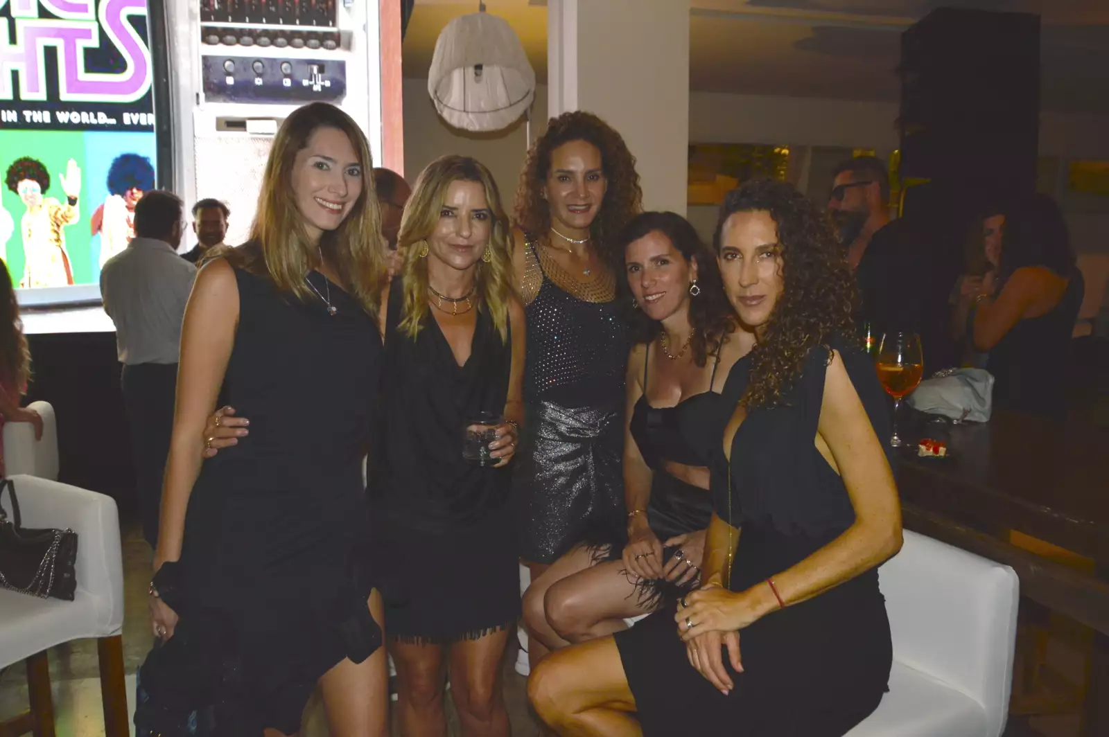 Rossana Mora, Jimena y Maru Fernández, Mónica Unida y Carla Aparicio