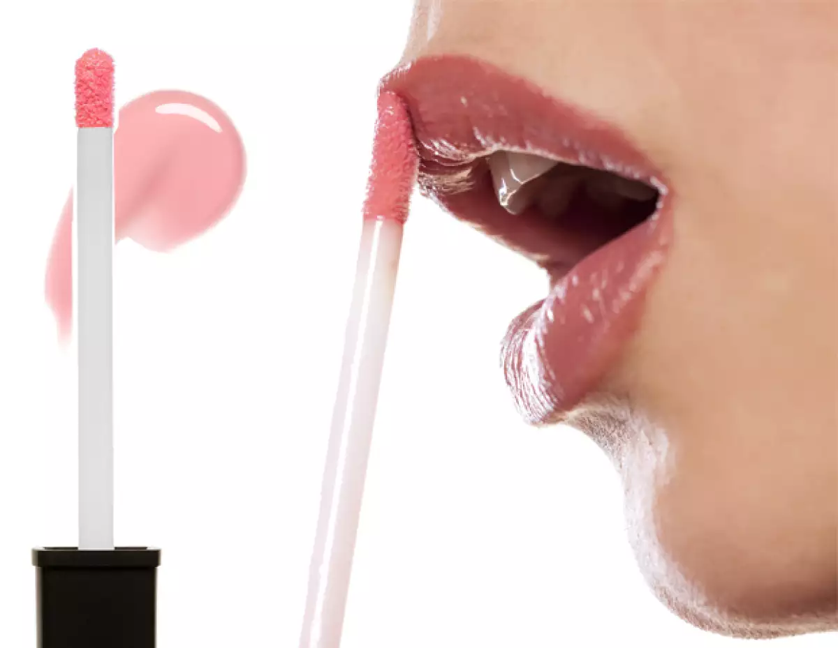 Tampoco te recomendamos prestar tu gloss favorito.