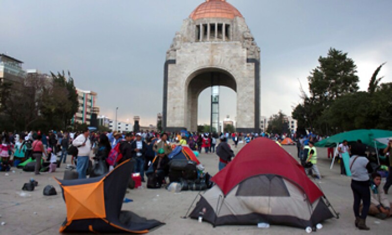 Los consumidores han optado por no visitar algunas zonas del Monumento, señaló la Canacope de la Ciudad de México. (Foto: Notimex )