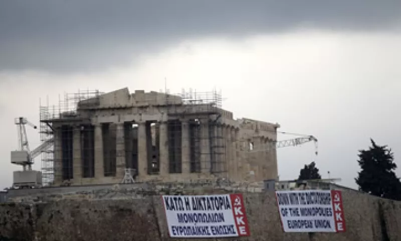 Los votantes griegos han manifestado su hartazgo a las duras condiciones que exige la implementación del rescate económico. (Foto: AP)