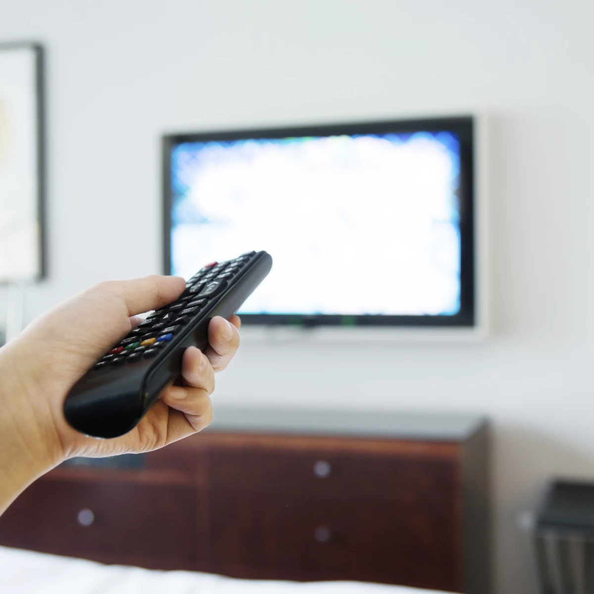 Televisa recibió el acceso a la multiprogramación, la cual consta de la distribución de más de un canal de programación en el mismo canal de transmisión.