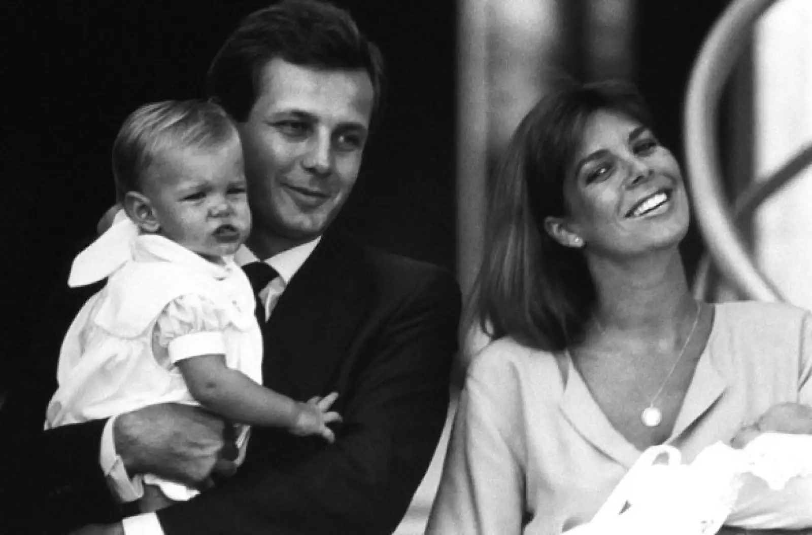 El 29 de diciembre de 1983 en Mónaco, él y la princesa Carolina se casaron en una ceremonia civil en el Salón de los Espejos del Palacio del Príncipe en Mónaco.