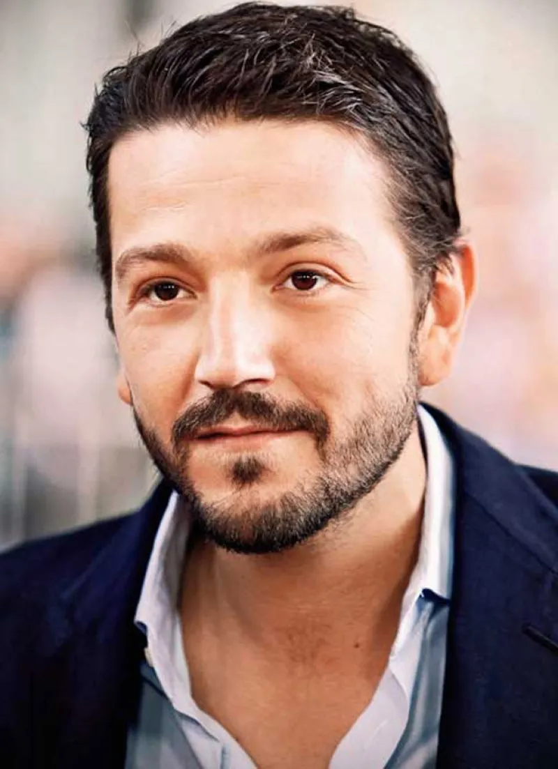 El actor, productor y director atrajo la tención al tema de los migrantes en Estados Unidos con su filme `César Chávez´ y este año es Quién 50.