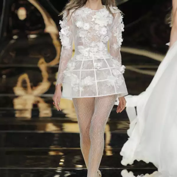 También proponen una silueta más esctructurada.