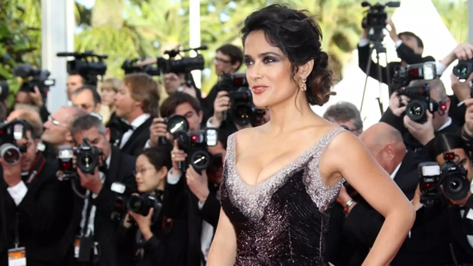 salama hayek llega a presentacion de madagascar