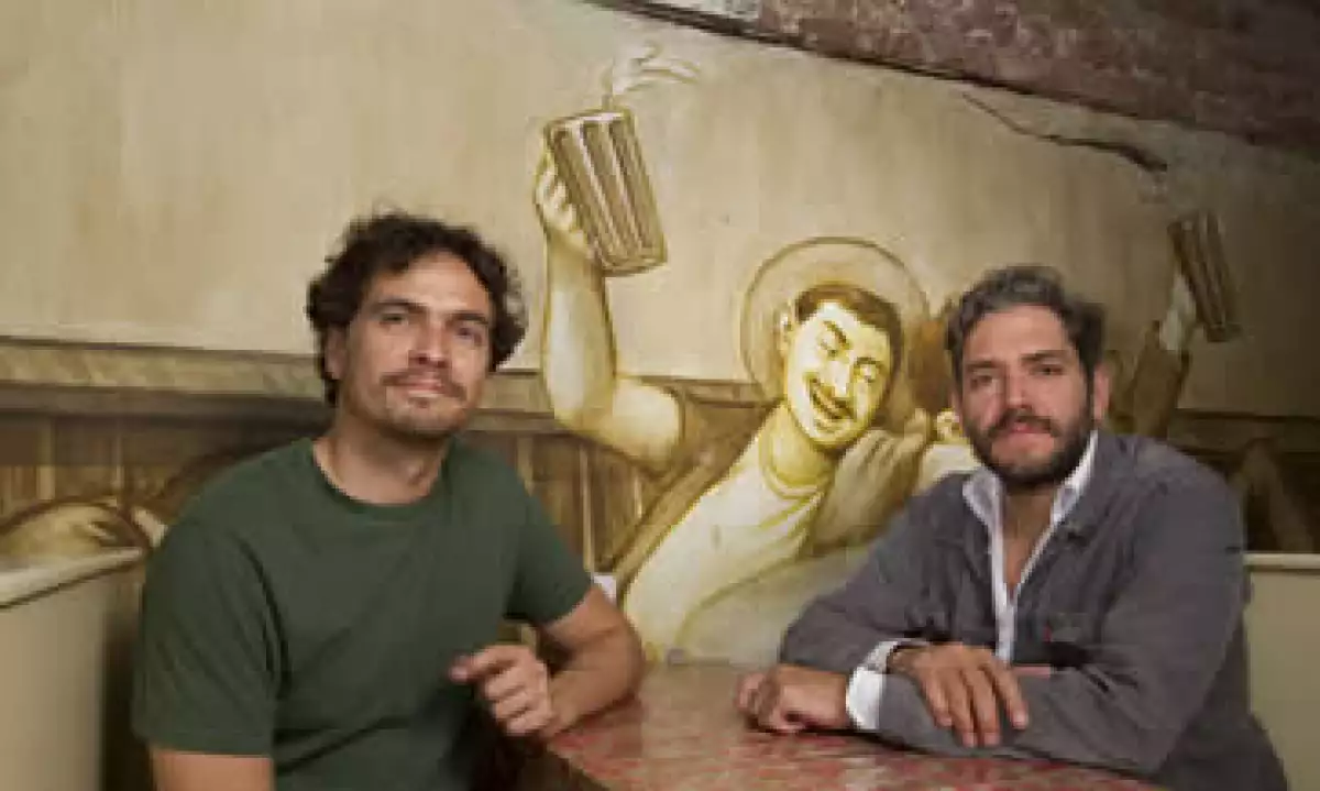 Mezcales de Leyenda es una de las marcas que los empresarios han logrado posicionar para vender incluso en autoservicios. (Foto: Manuel Riestra)