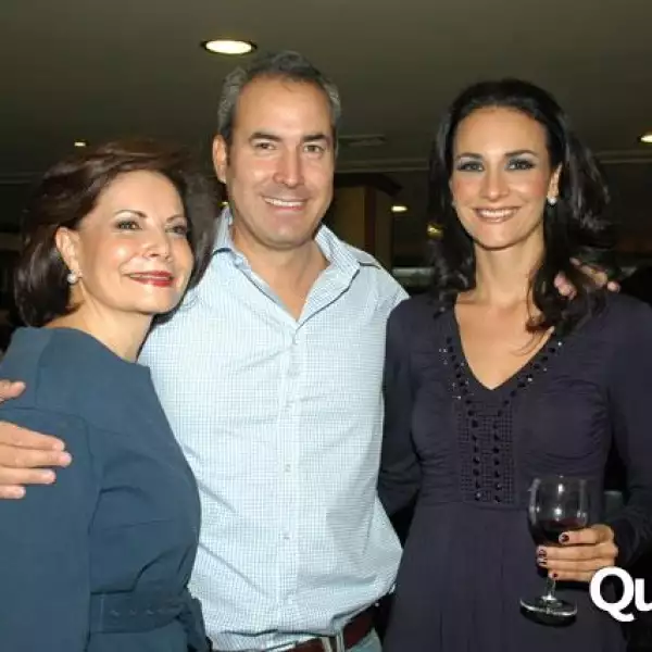 Desfile Elda Watanabe