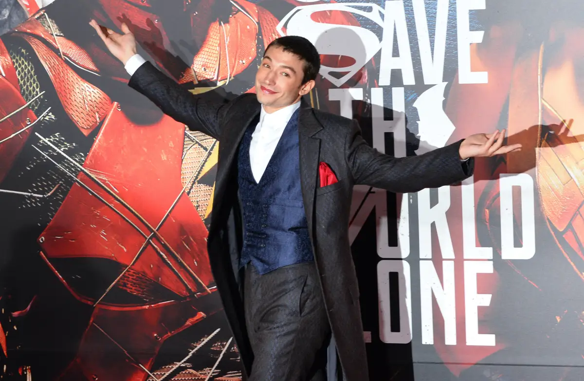Los,Angeles,,Ca,-,November,13,,2017:,Ezra,Miller,At
