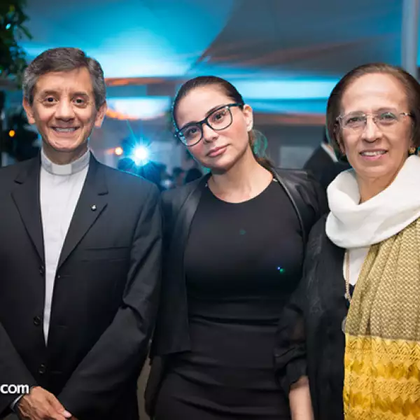 Ricardo Valenzuela, Karla Garza y Bertha Cea