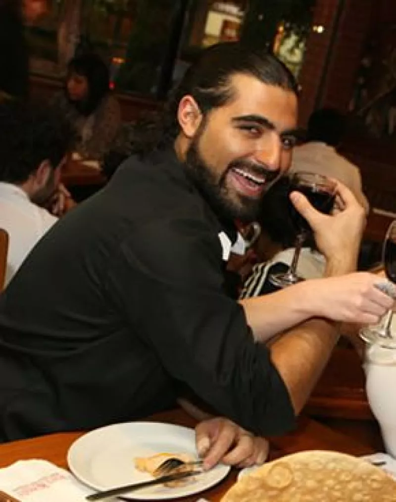 Uno de los PR más cotizados del momento nos confesó todo sobre su estilo de vida, la fiesta y sus mejores amigos.