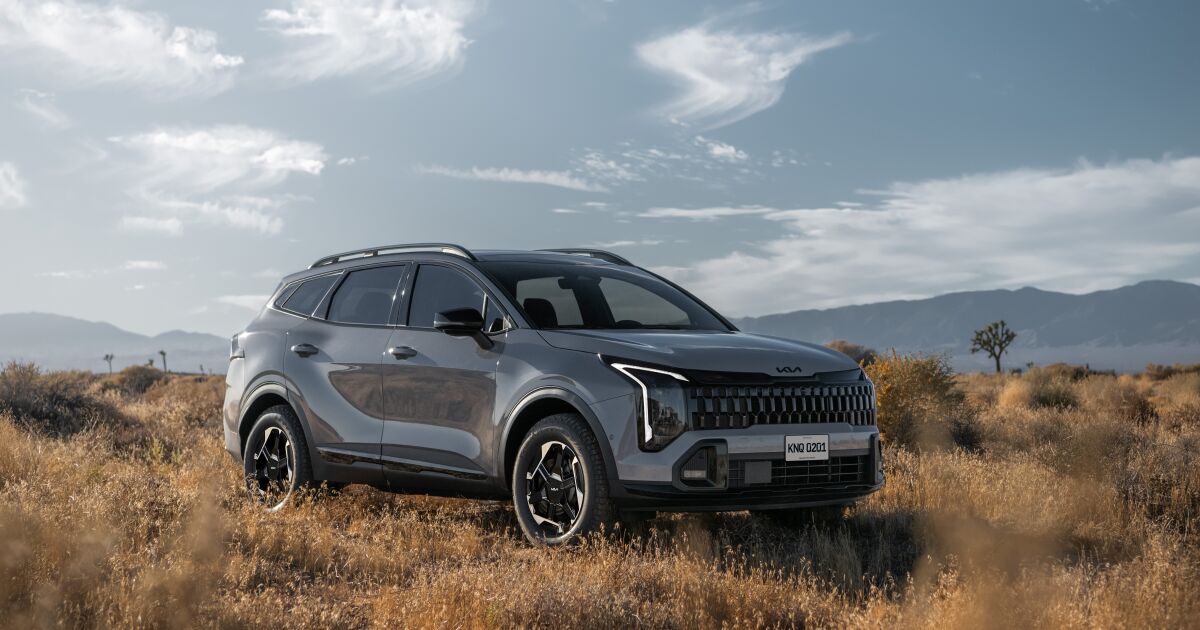 Kia daha az 'piyano siyahı' ve bir bebek sürüş modu ile Sportage'ı yeniledi